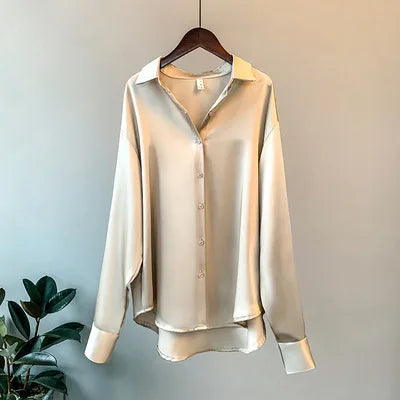 women's long-sleeved shirt