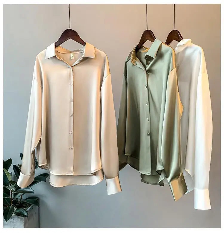 women's long-sleeved shirt